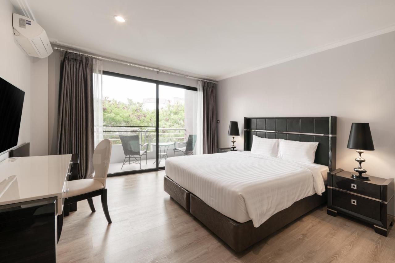 Sirin Exclusive Hotel And Residence Pattaya Exterior photo