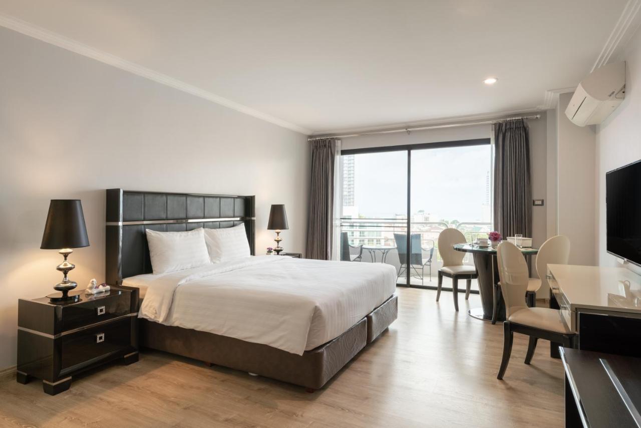 Sirin Exclusive Hotel And Residence Pattaya Exterior photo
